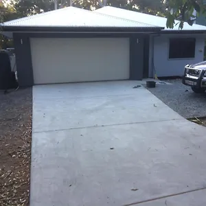 Share Rainbow Denny's House Rainbow Beach